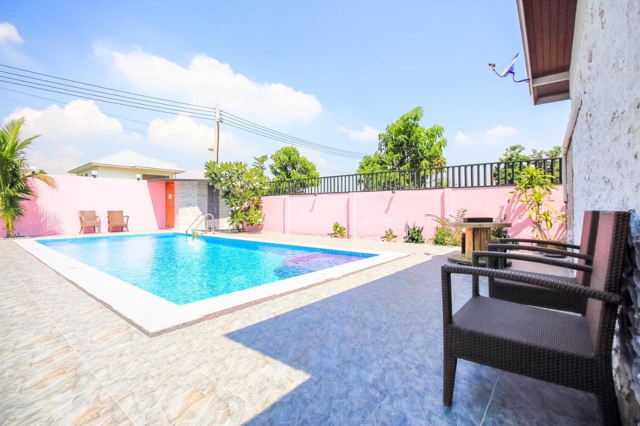 Oyo 354 Ton Hom Resort & Villa HHQ Exterior foto
